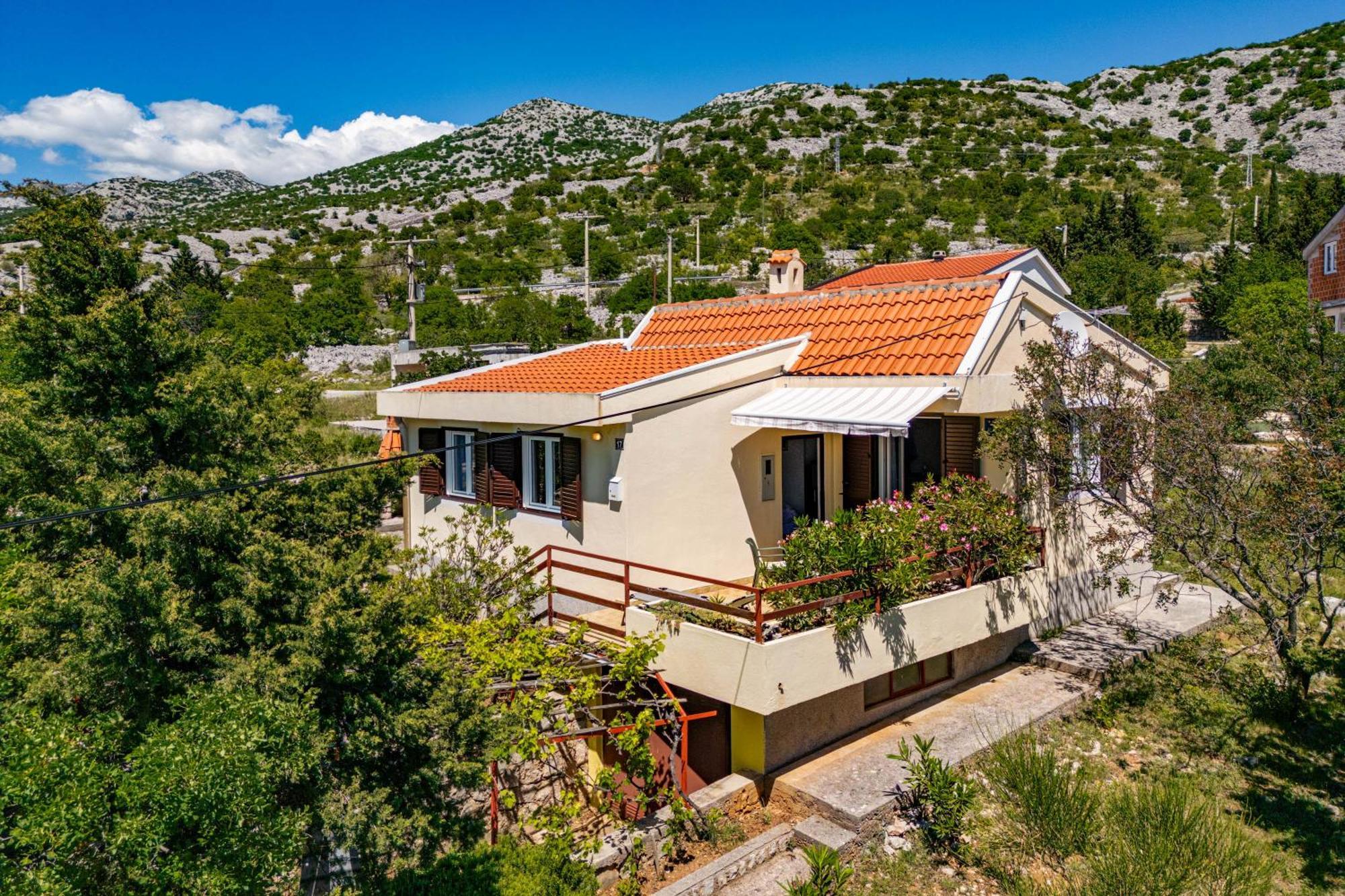 Beachfront House Nada - Happy Rentals Karlobag Eksteriør bilde